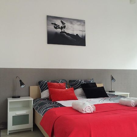 Hotel Kielce Buitenkant foto