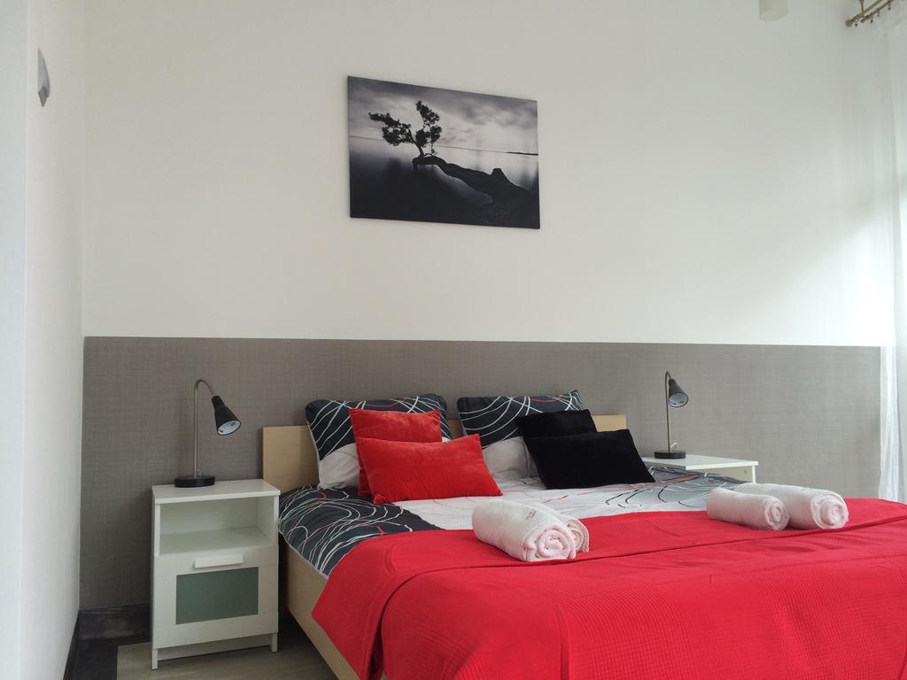 Hotel Kielce Buitenkant foto