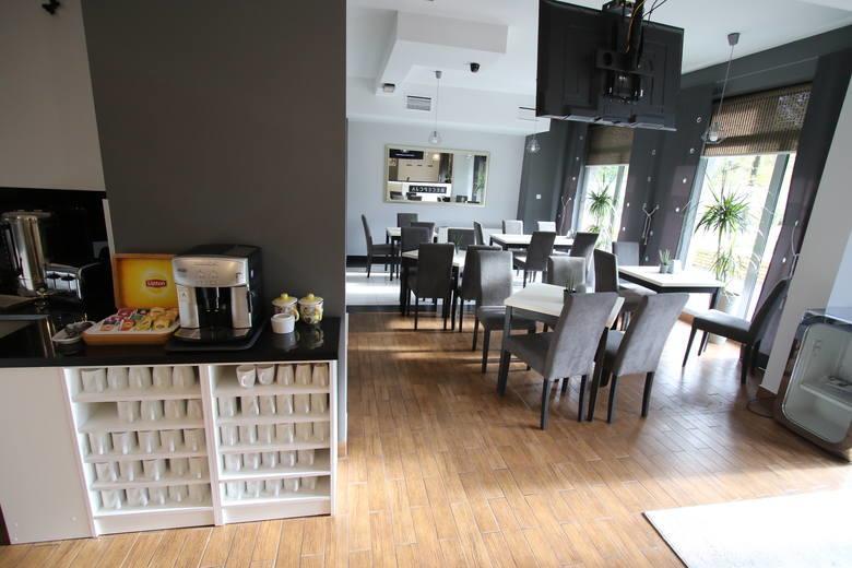Hotel Kielce Buitenkant foto